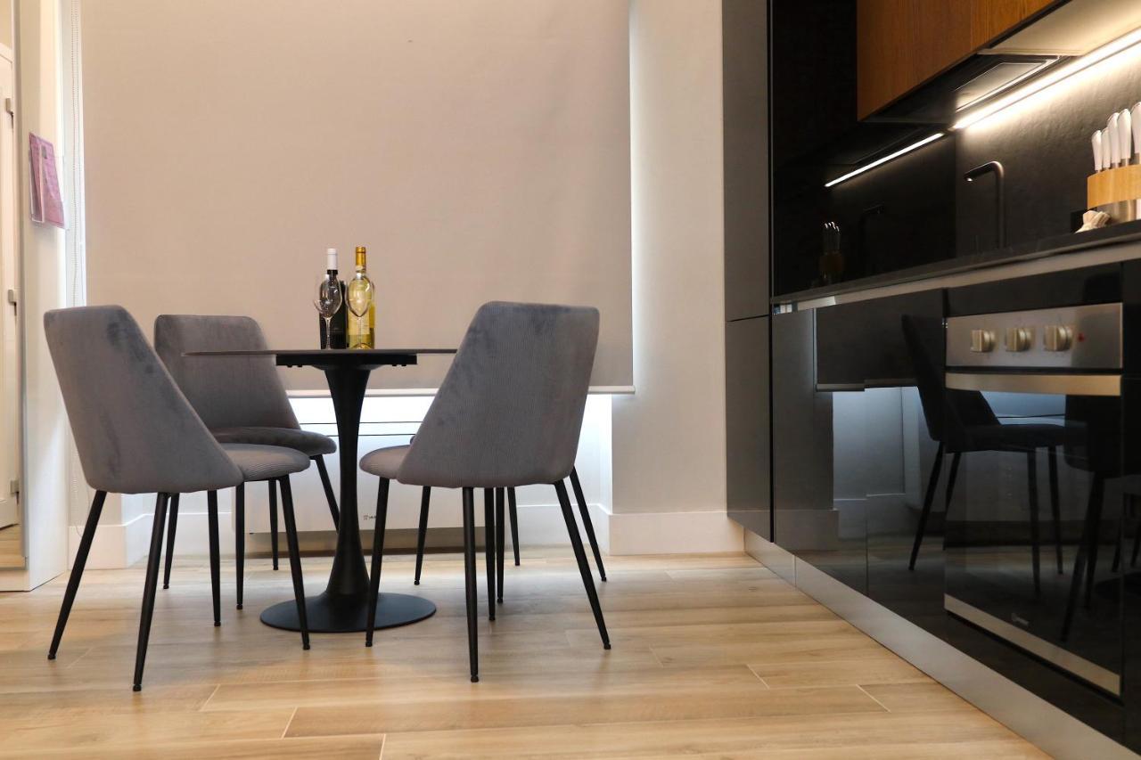 Charming & Luxurious Gem Apartamento Olbia Exterior foto