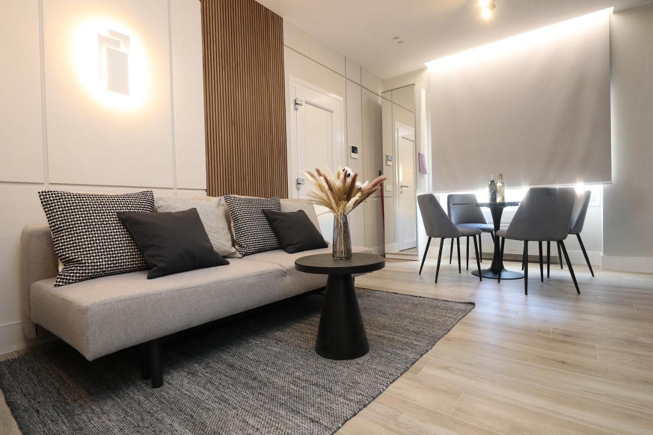 Charming & Luxurious Gem Apartamento Olbia Exterior foto